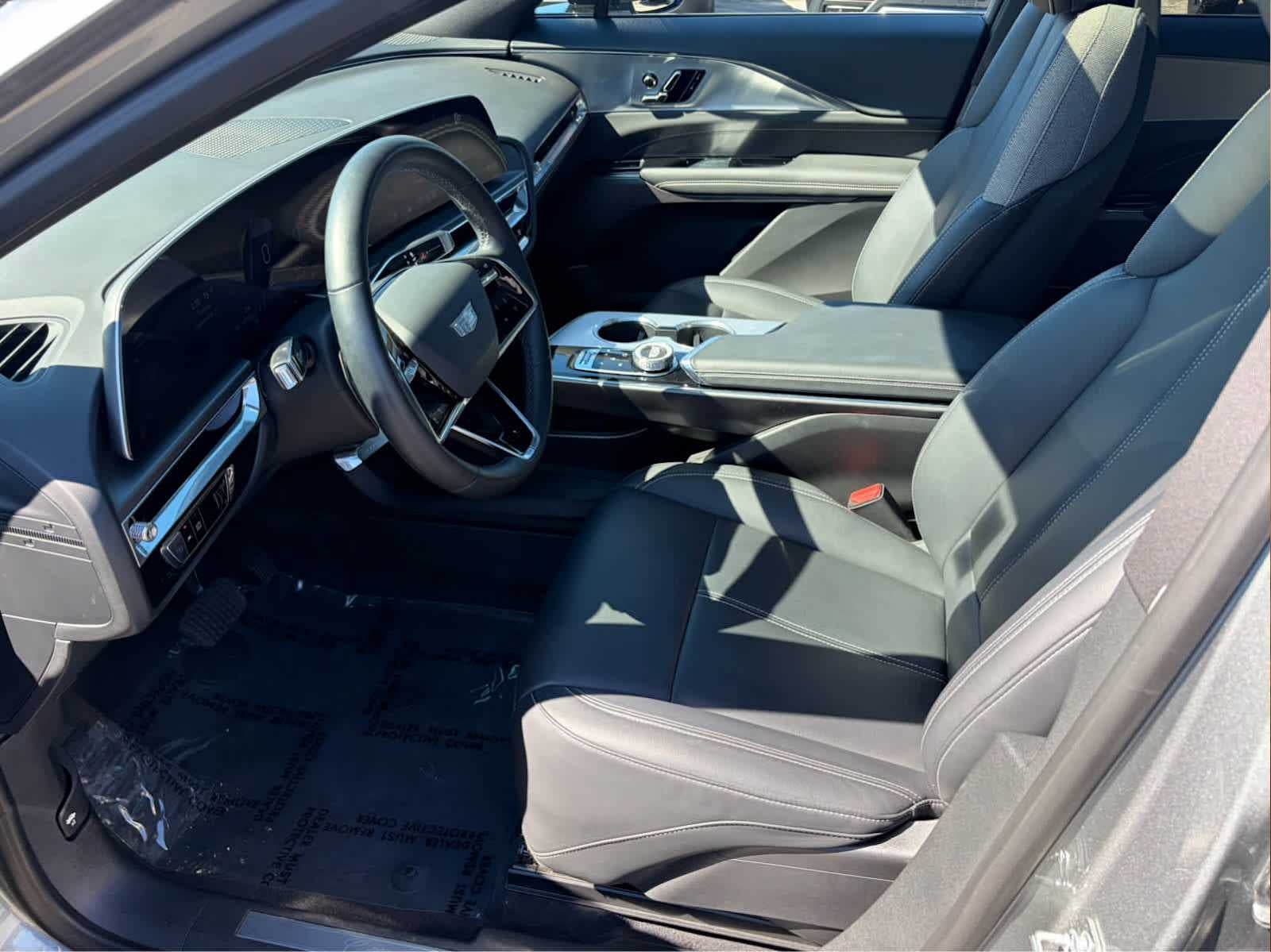 2024 Cadillac LYRIQ Tech