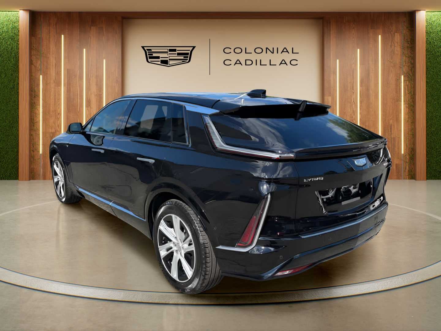2024 Cadillac LYRIQ Tech