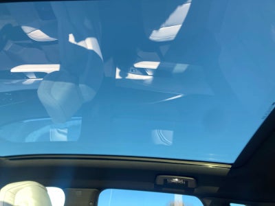 2024 Cadillac LYRIQ Luxury 1