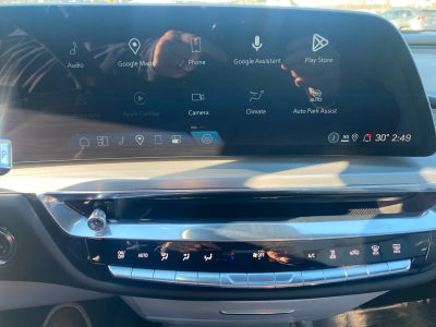 2024 Cadillac LYRIQ Luxury 1