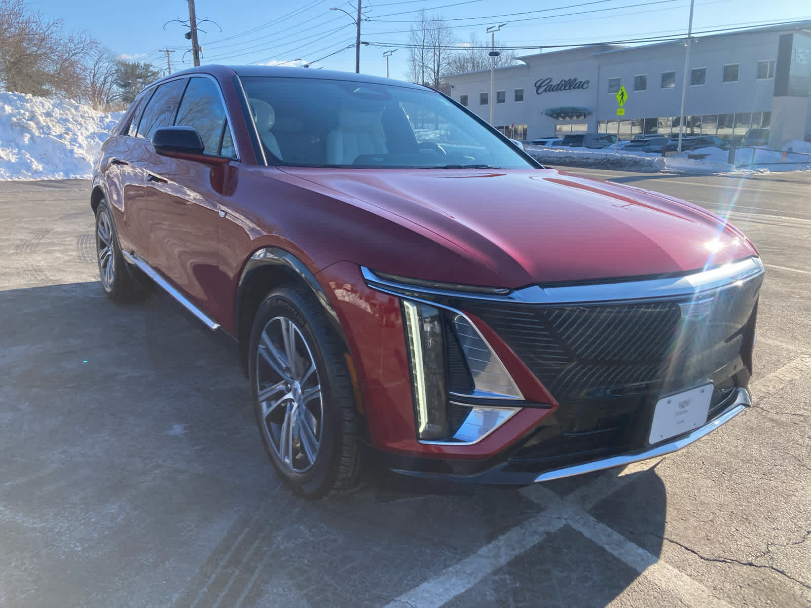 2024 Cadillac LYRIQ Luxury 1