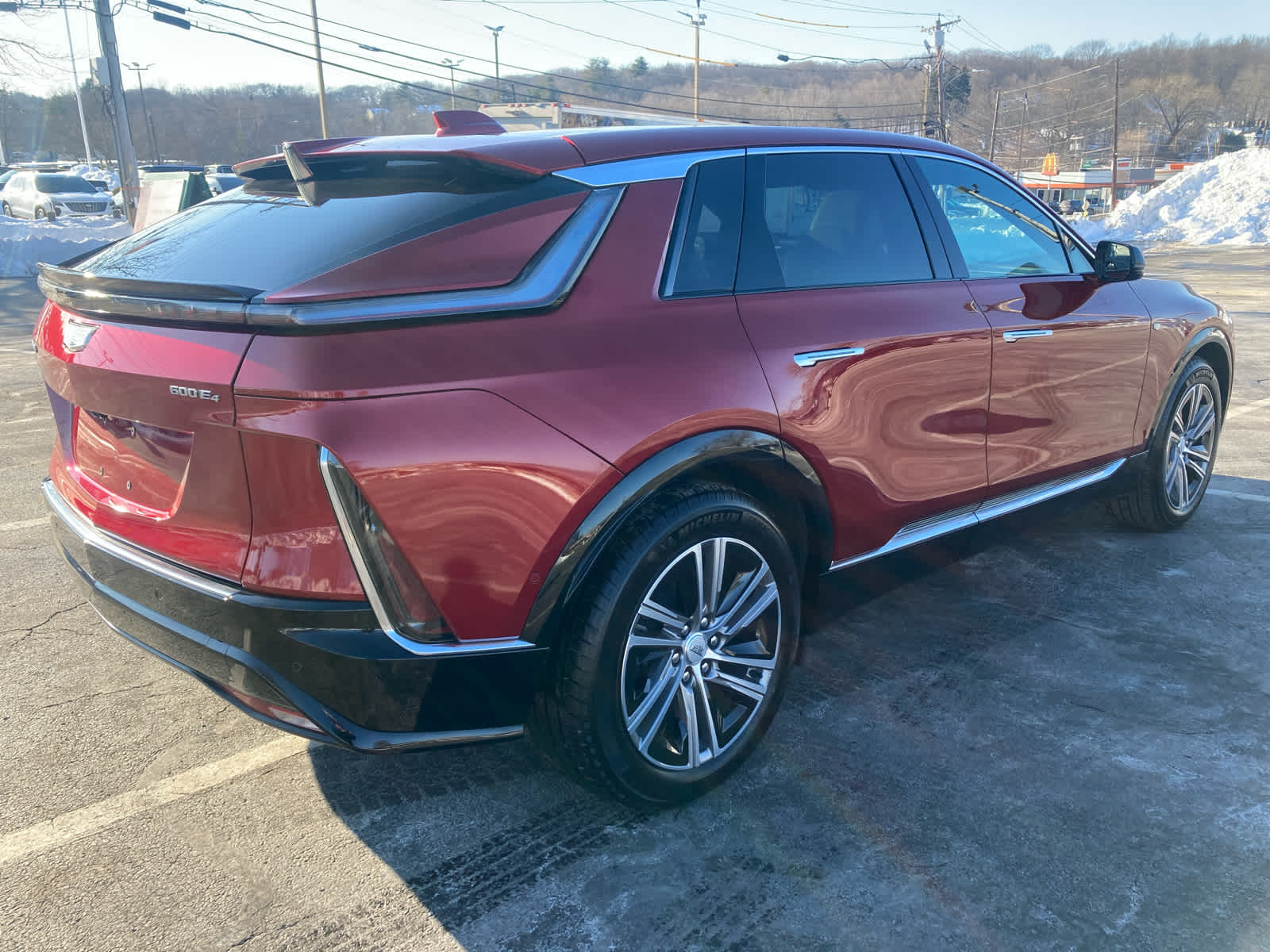 2024 Cadillac LYRIQ Luxury 1