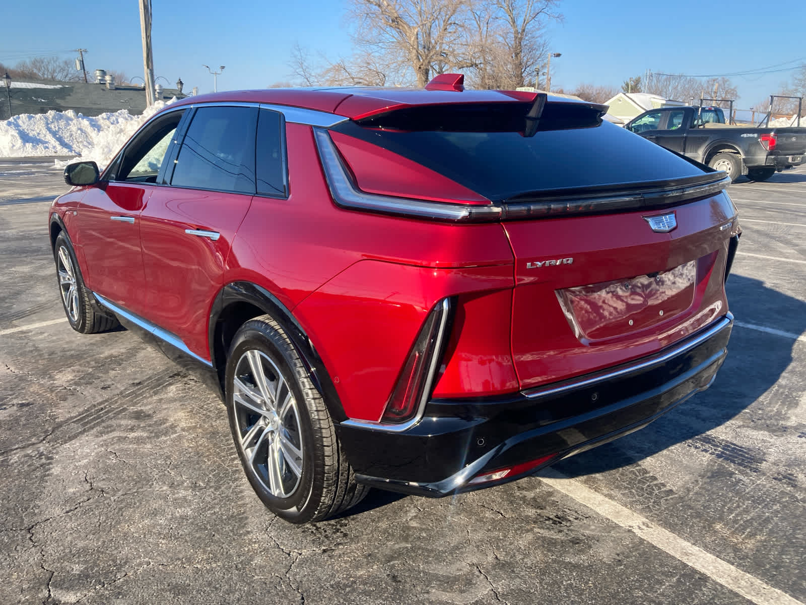 2024 Cadillac LYRIQ Luxury 1