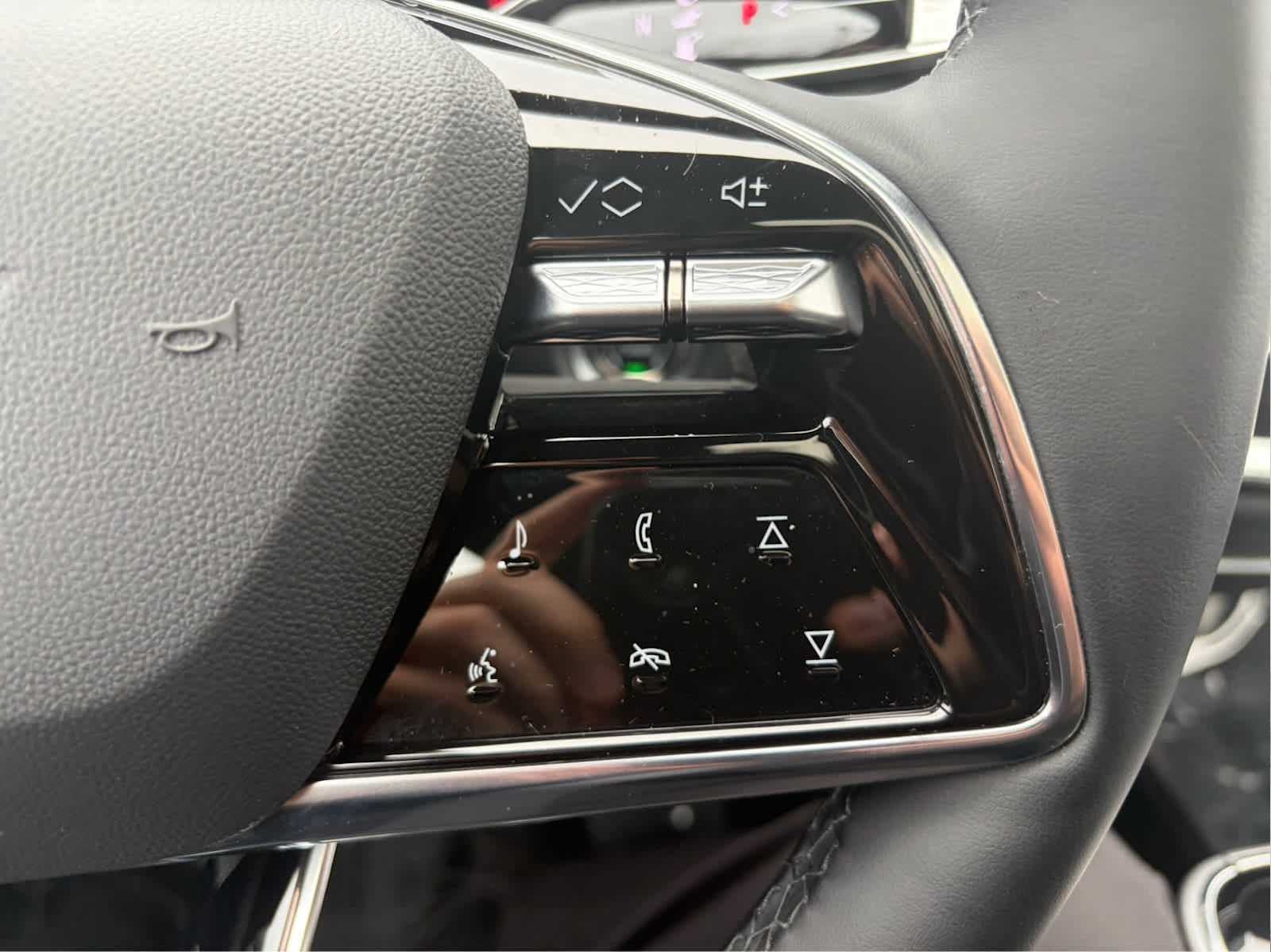 2023 Cadillac LYRIQ Luxury
