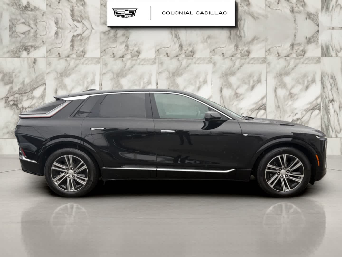 2023 Cadillac LYRIQ Luxury