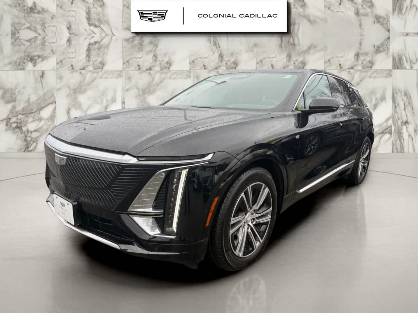 2024 Cadillac LYRIQ Luxury 1
