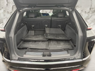 2024 Cadillac LYRIQ Luxury 1