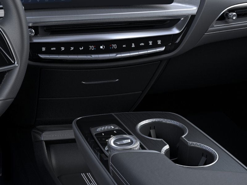 2025 Cadillac LYRIQ Luxury 2