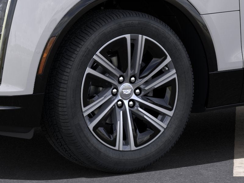 2025 Cadillac LYRIQ Luxury 2