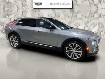 2024 Cadillac LYRIQ Luxury 3