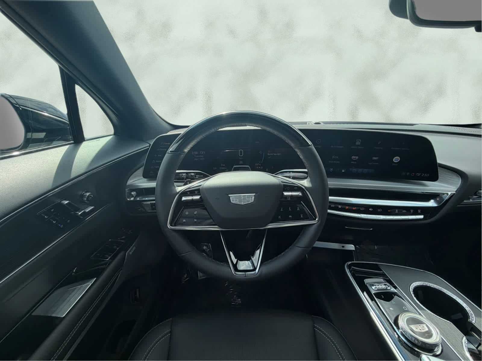 2024 Cadillac LYRIQ Luxury 3