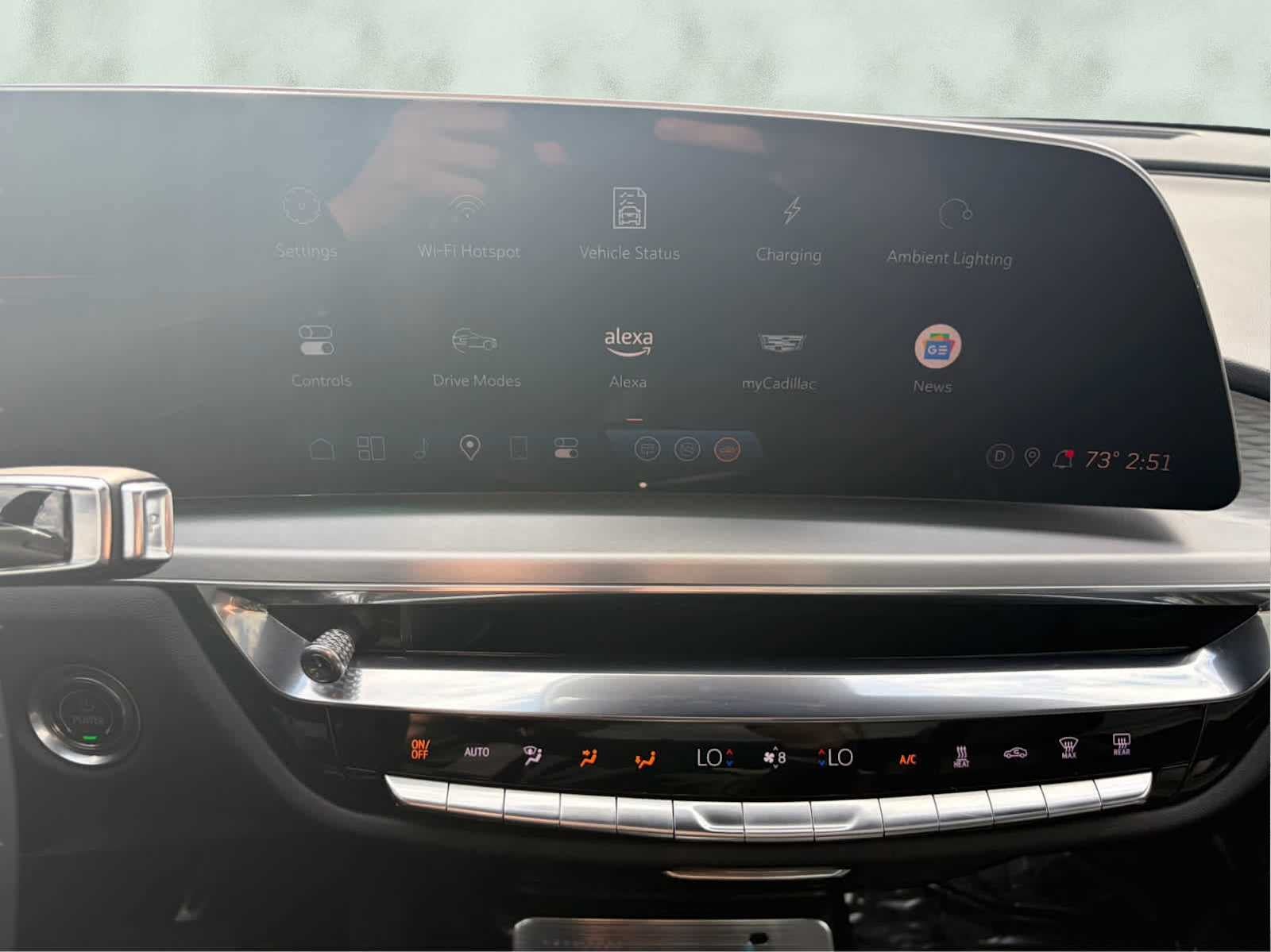 2024 Cadillac LYRIQ Luxury 3