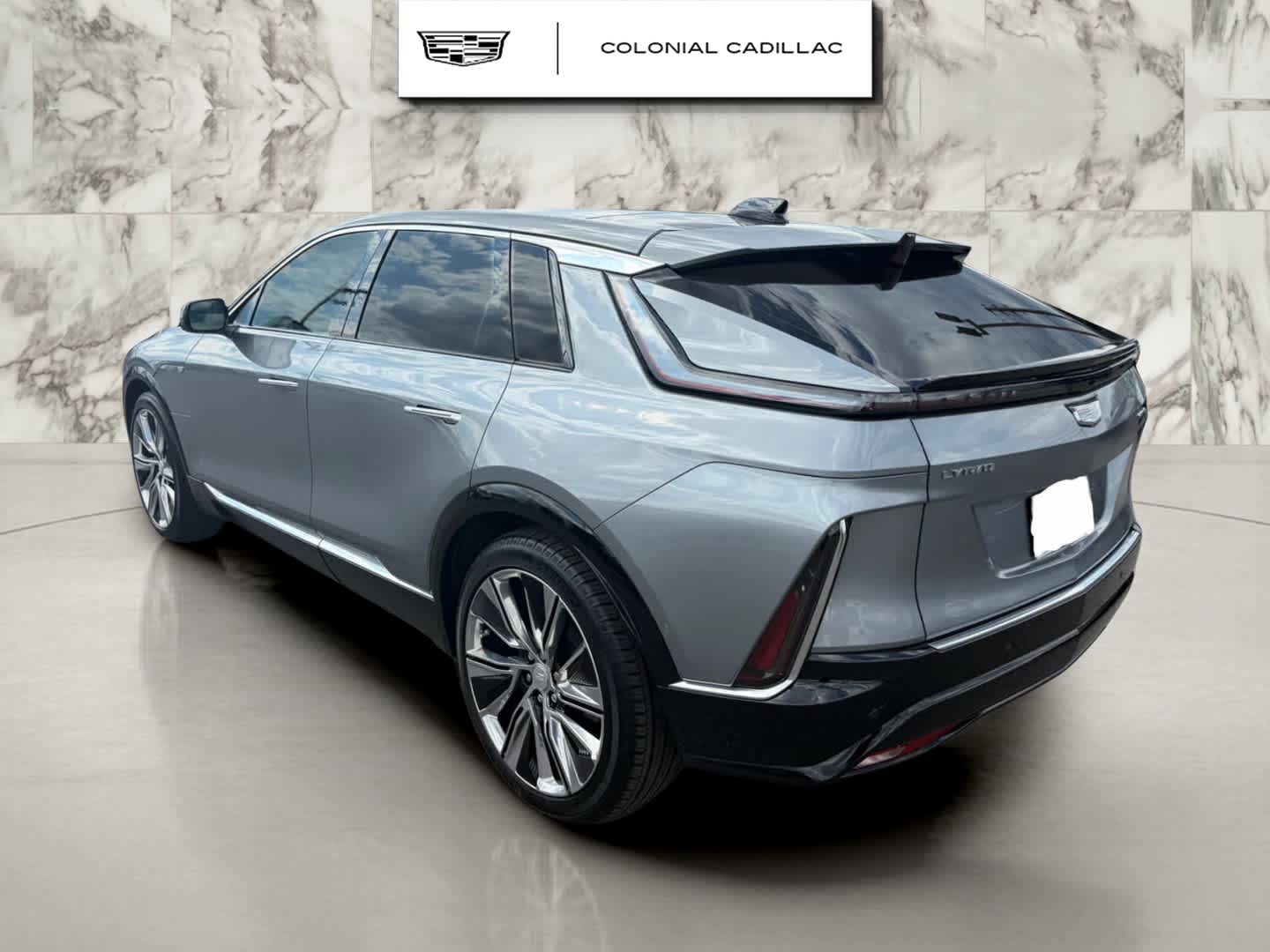 2024 Cadillac LYRIQ Luxury 3