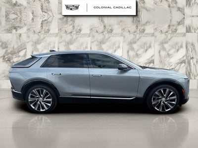 2024 Cadillac LYRIQ Luxury 3