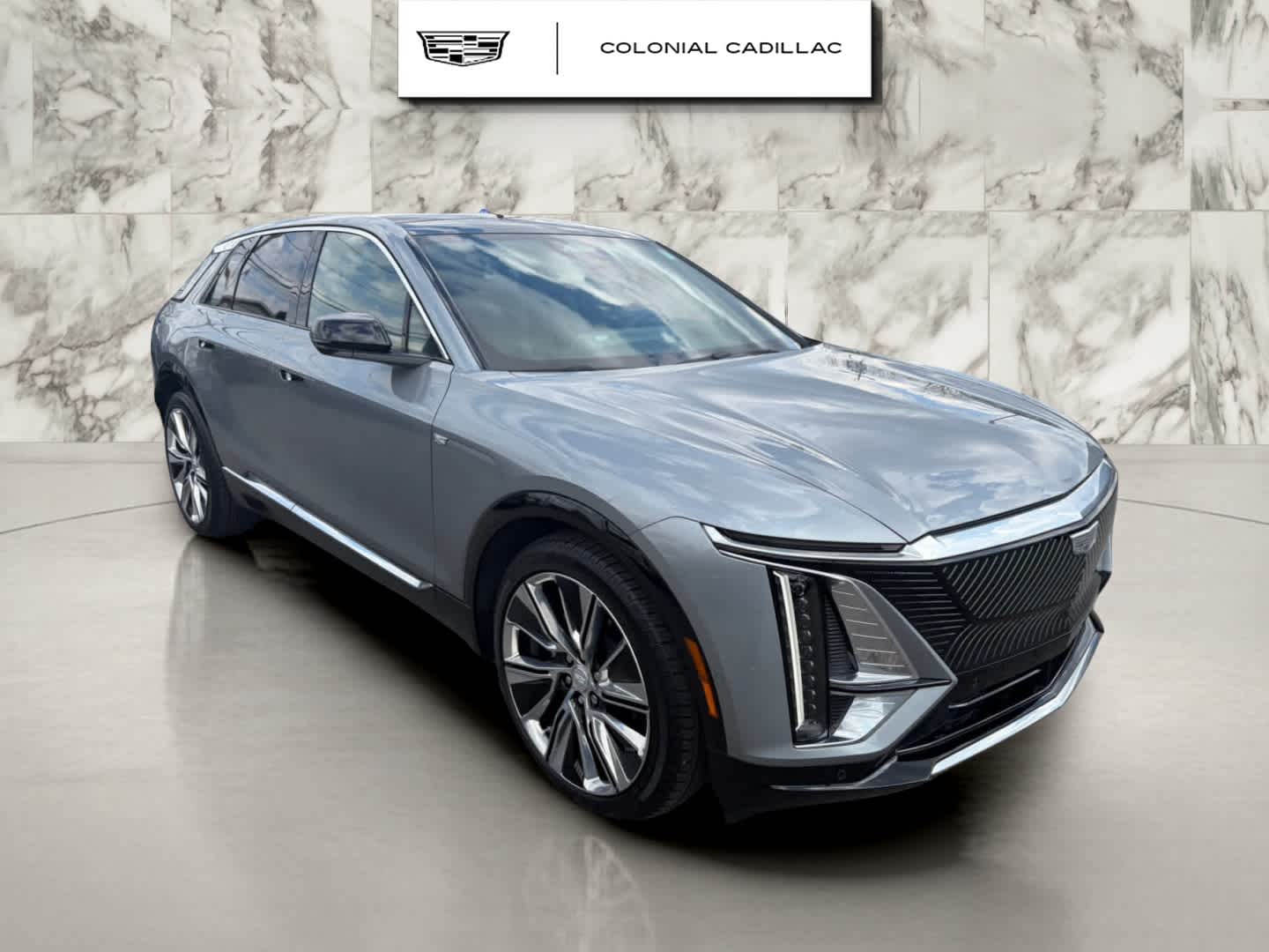 2024 Cadillac LYRIQ Luxury 3