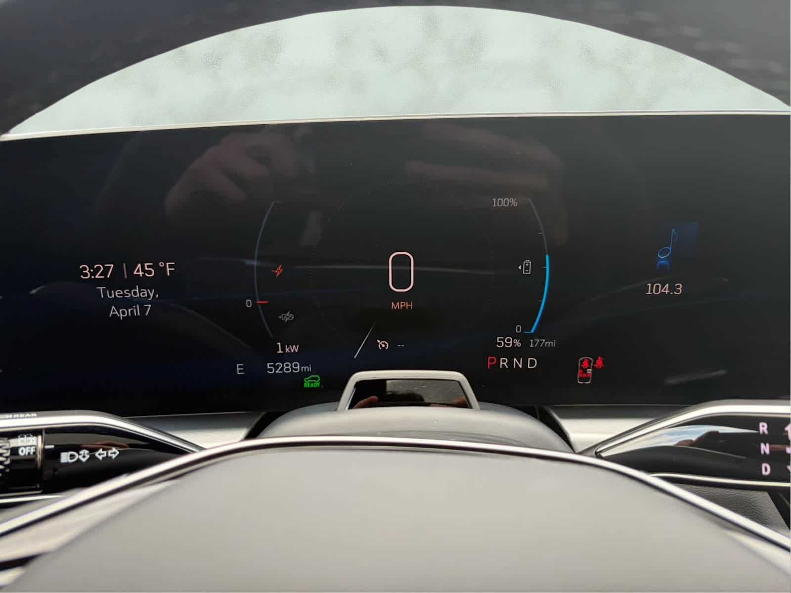 2025 Cadillac LYRIQ Luxury 3