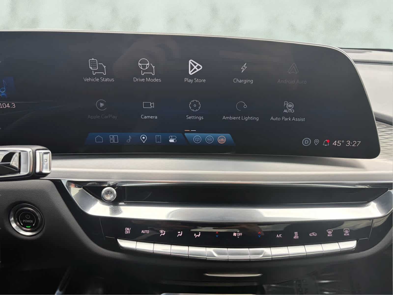 2025 Cadillac LYRIQ Luxury 3