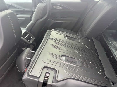 2025 Cadillac LYRIQ Luxury 3