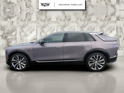 2025 Cadillac LYRIQ Luxury 3