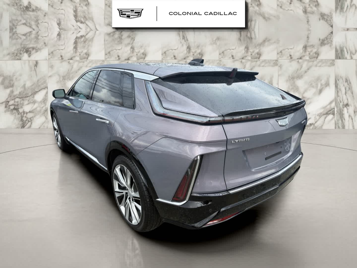 2025 Cadillac LYRIQ Luxury 3