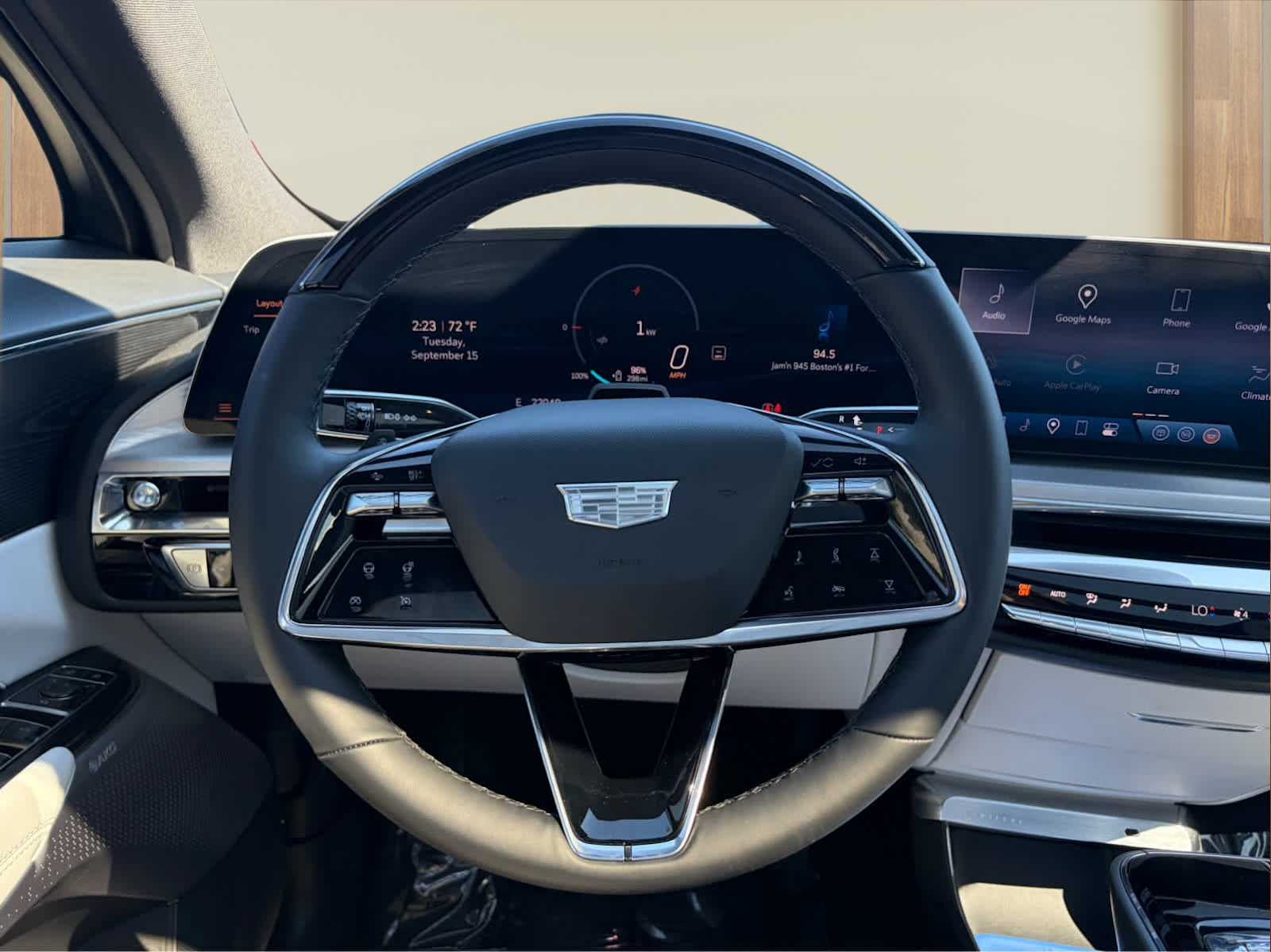 2024 Cadillac LYRIQ Sport 2