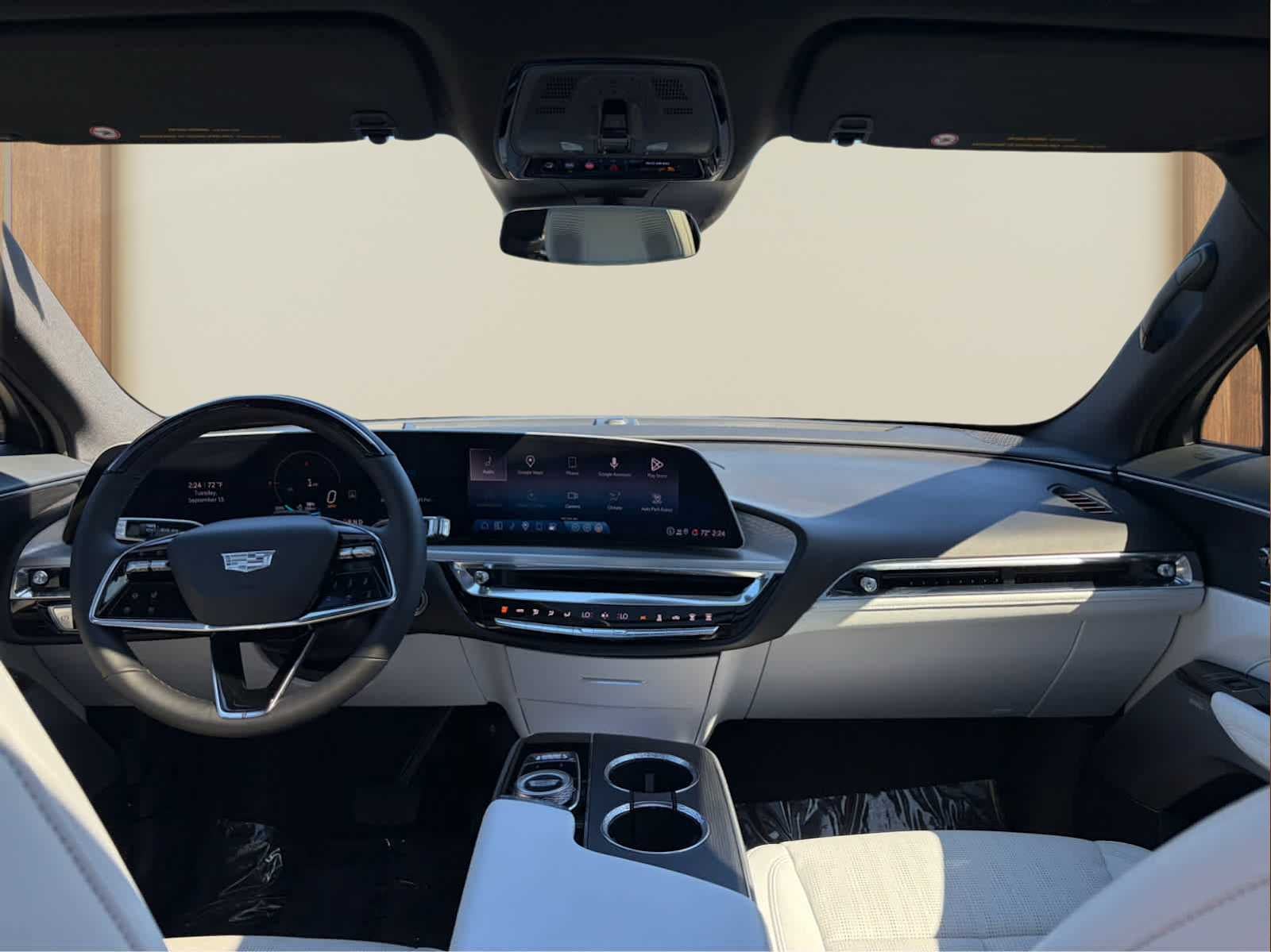 2024 Cadillac LYRIQ Sport 2