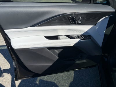 2024 Cadillac LYRIQ Sport 2