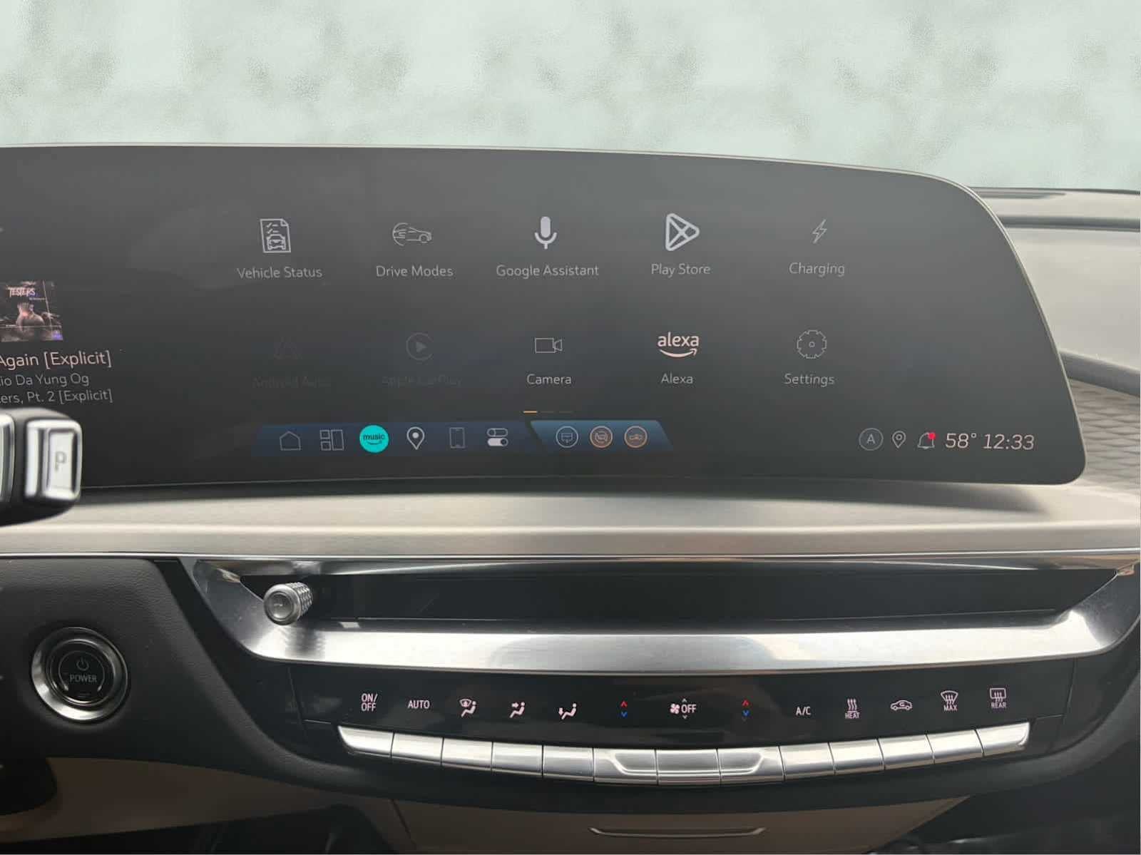 2025 Cadillac LYRIQ Sport 3