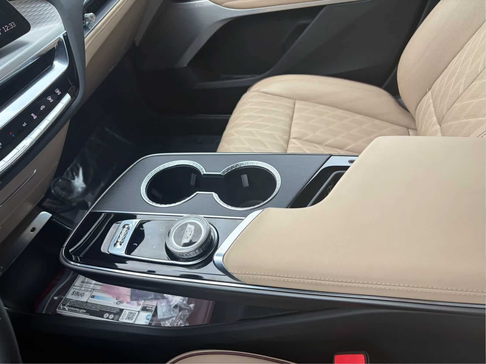 2025 Cadillac LYRIQ Sport 3
