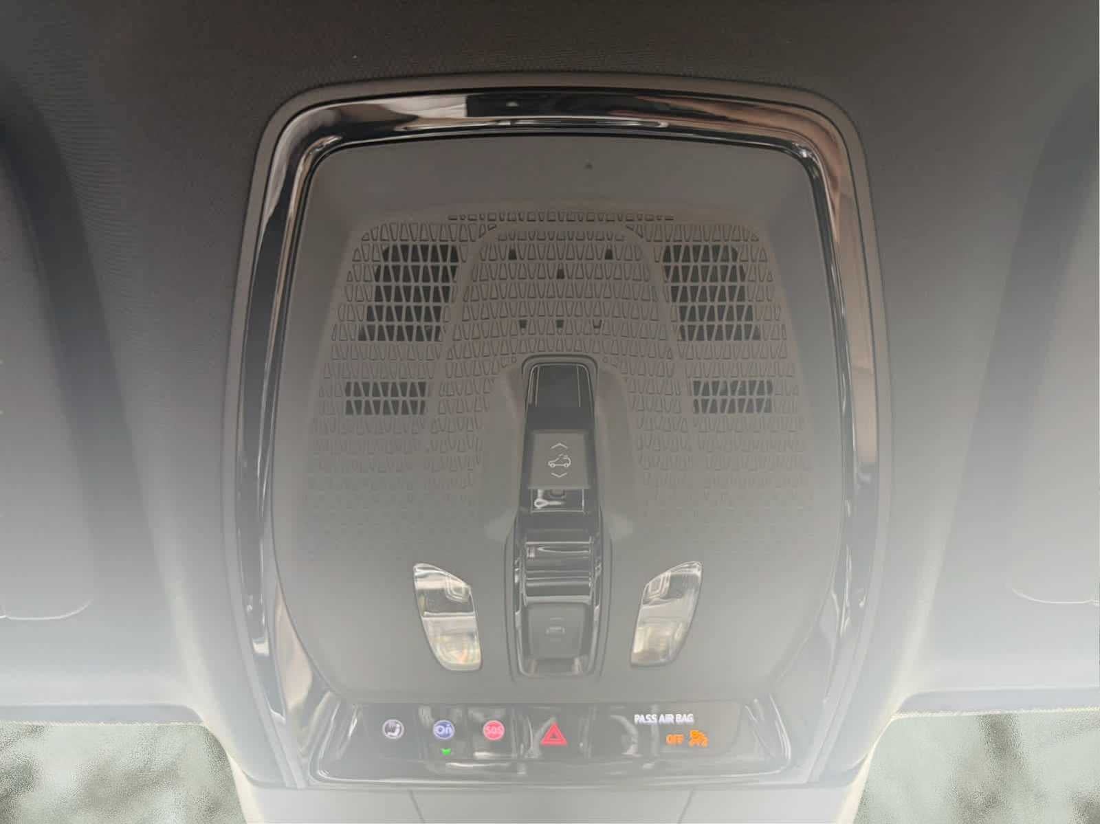 2025 Cadillac LYRIQ Sport 3