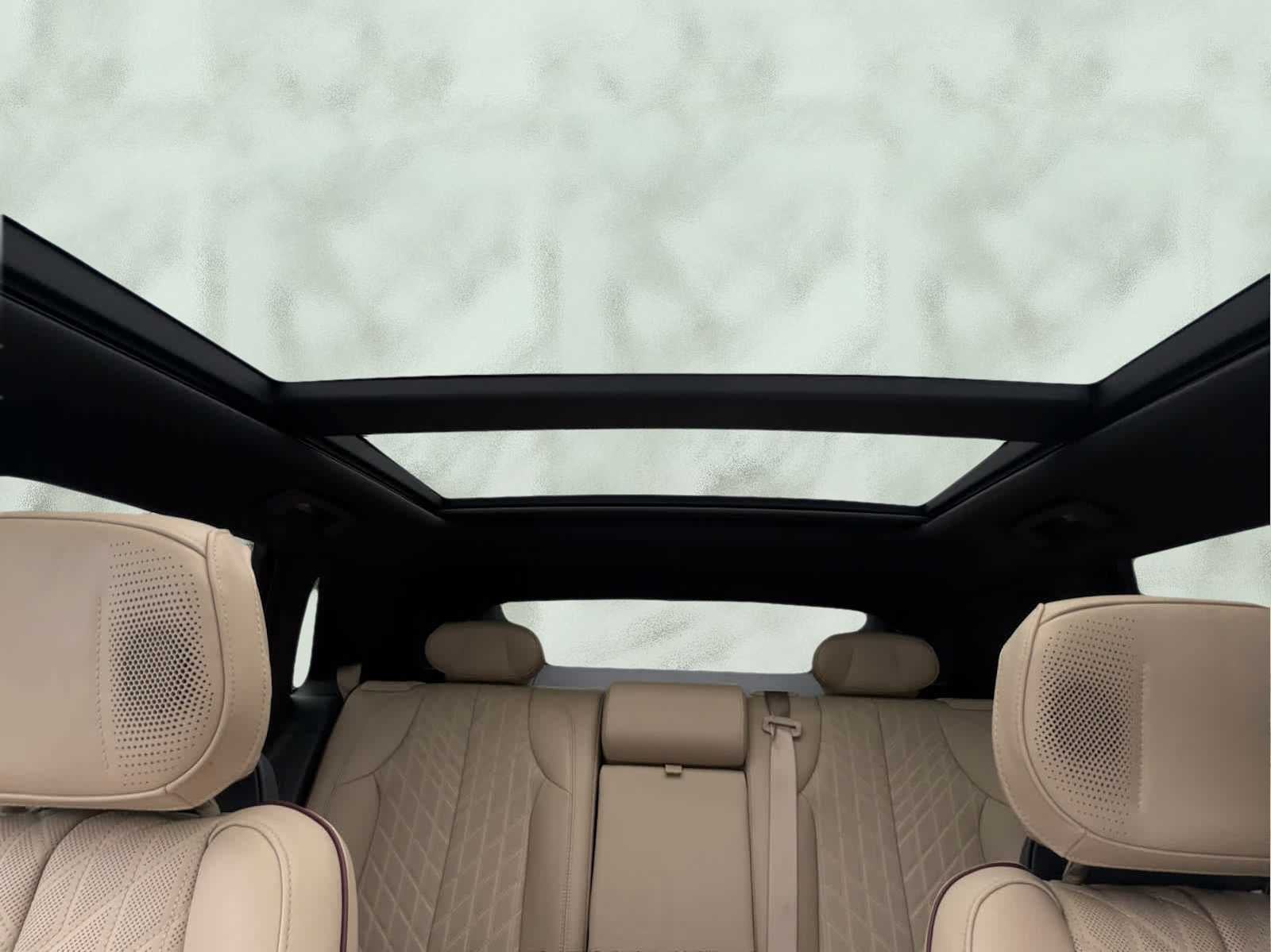 2025 Cadillac LYRIQ Sport 3