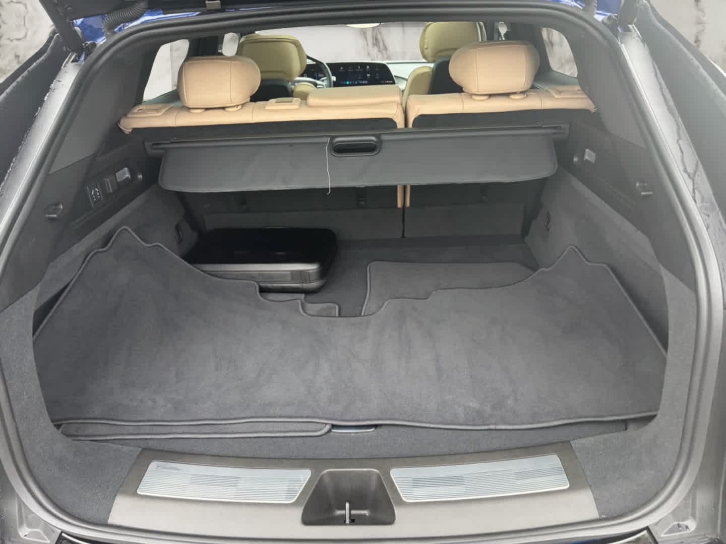 2025 Cadillac LYRIQ Sport 3