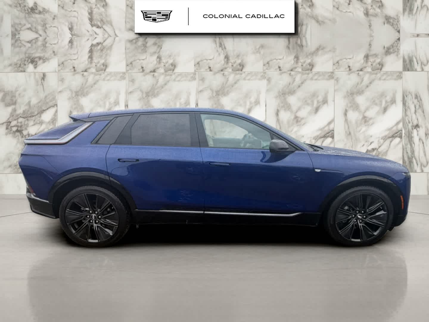 2025 Cadillac LYRIQ Sport 3