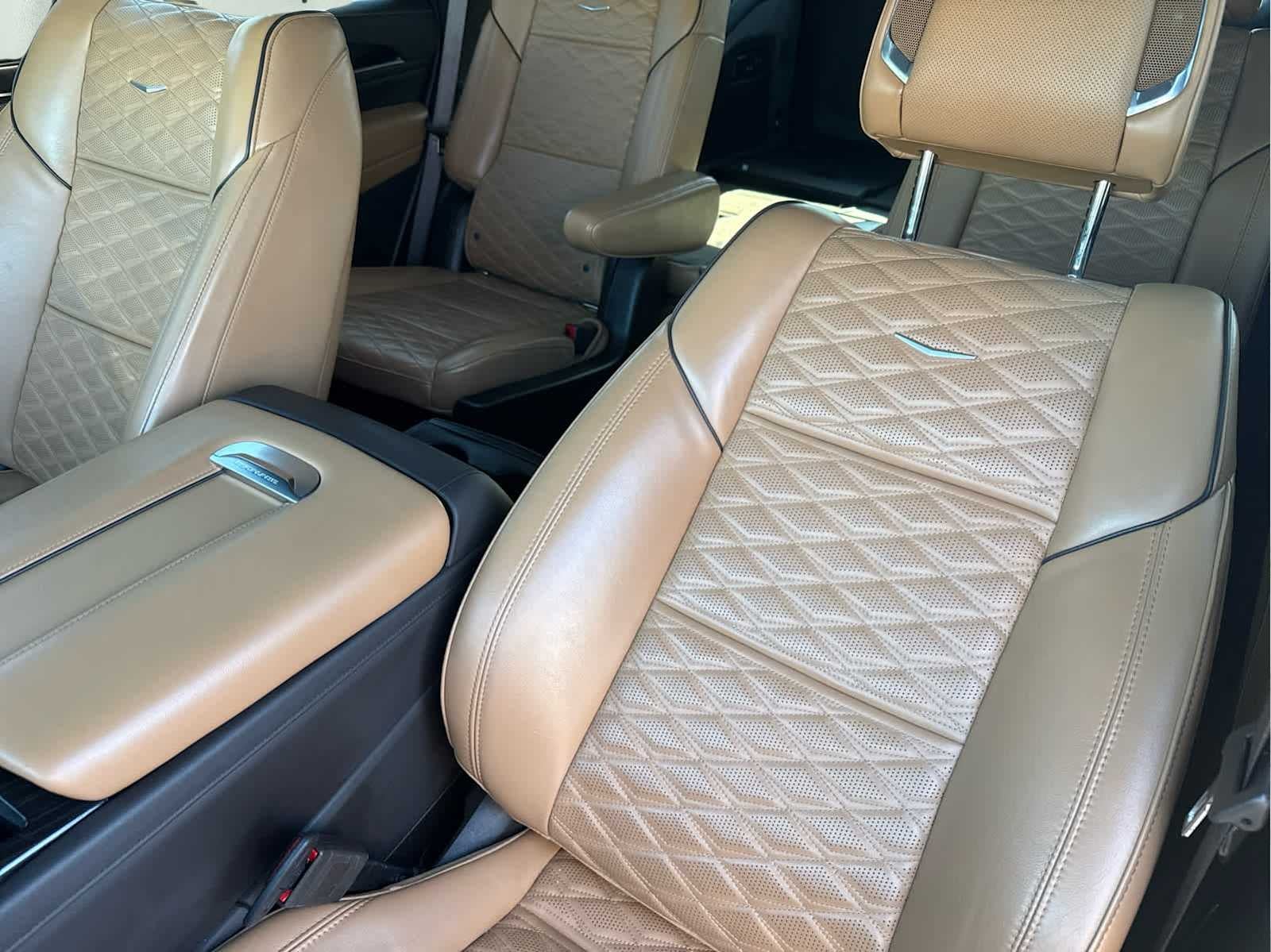 2022 Cadillac Escalade Sport