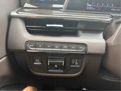 2022 Cadillac Escalade Sport
