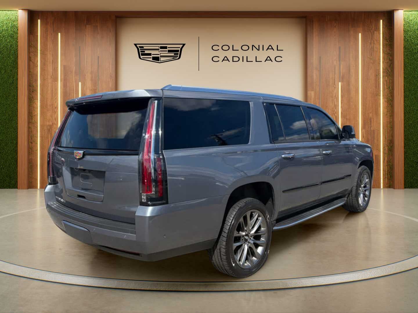 2020 Cadillac Escalade ESV Luxury