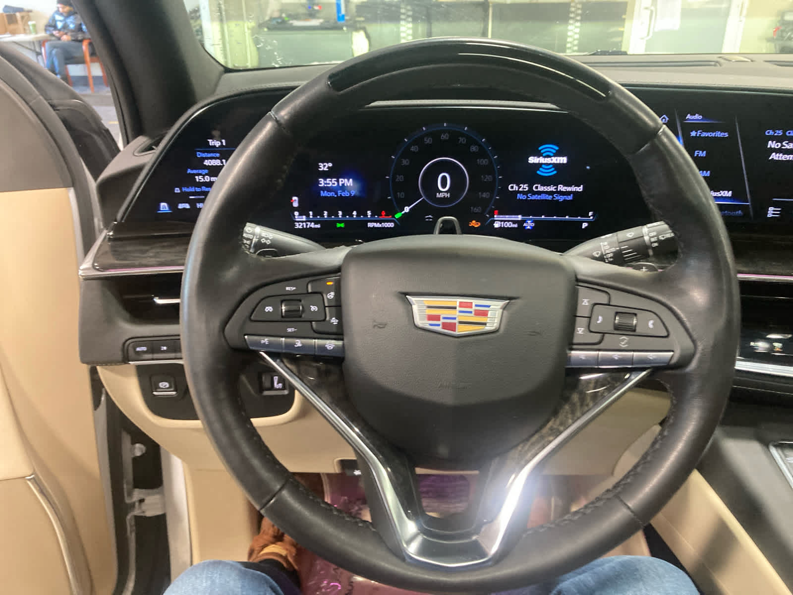 2024 Cadillac Escalade ESV Premium Luxury