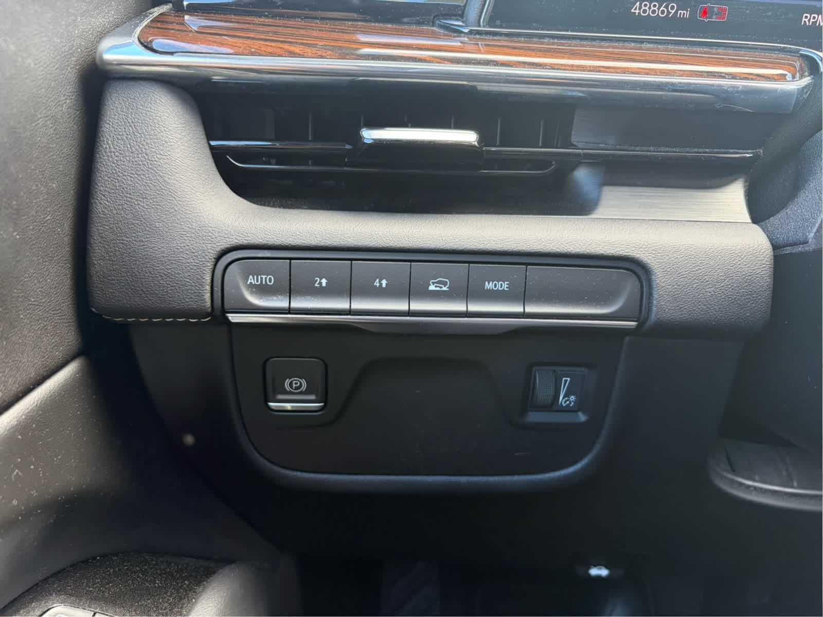 2023 Cadillac Escalade ESV Premium Luxury