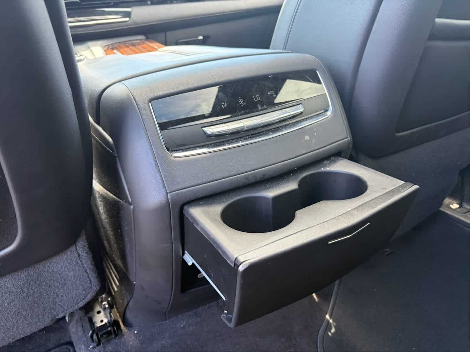 2023 Cadillac Escalade ESV Premium Luxury