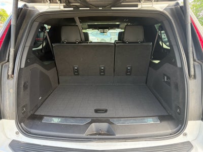 2023 Cadillac Escalade ESV Premium Luxury