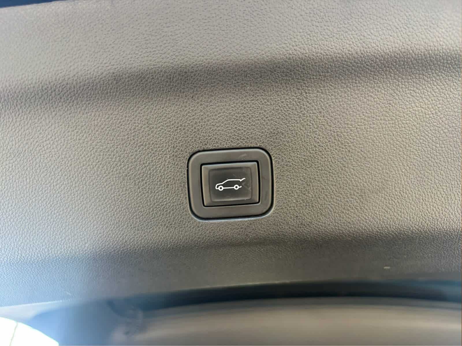 2024 Cadillac Escalade ESV Premium Luxury