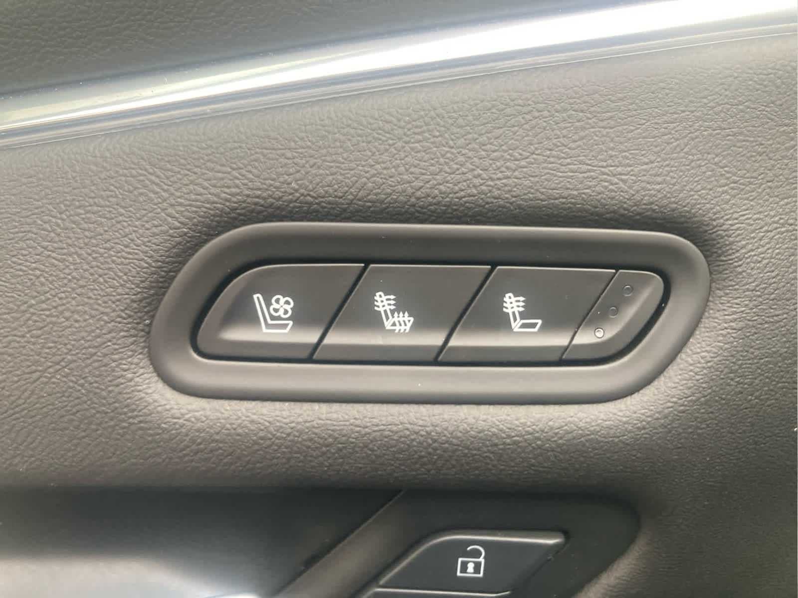 2021 Cadillac Escalade ESV Premium Luxury