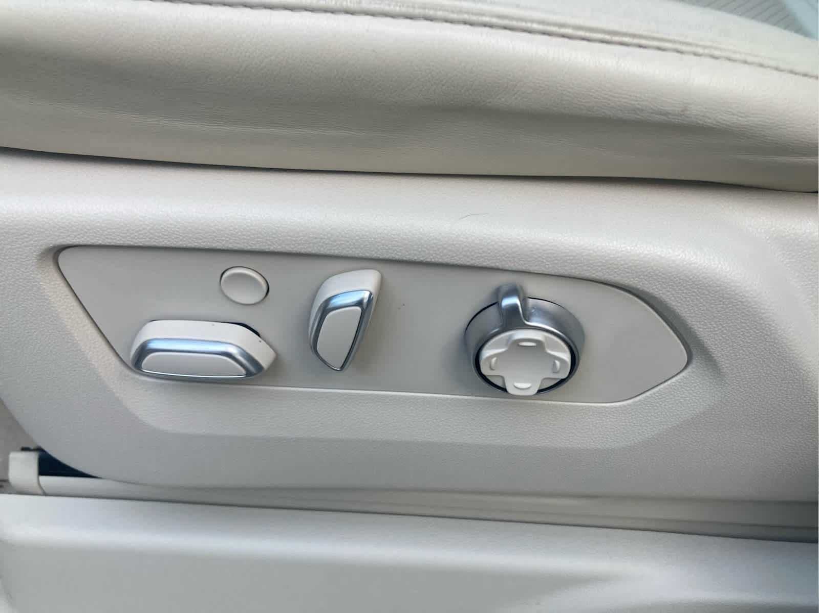 2021 Cadillac Escalade ESV Premium Luxury Platinum