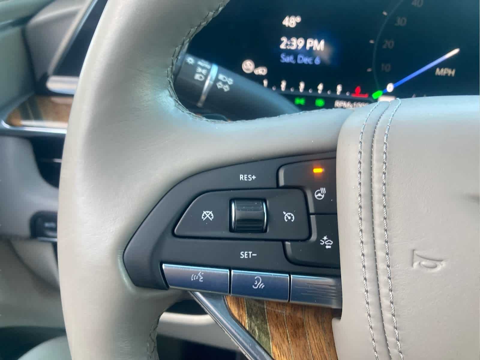 2021 Cadillac Escalade ESV Premium Luxury Platinum