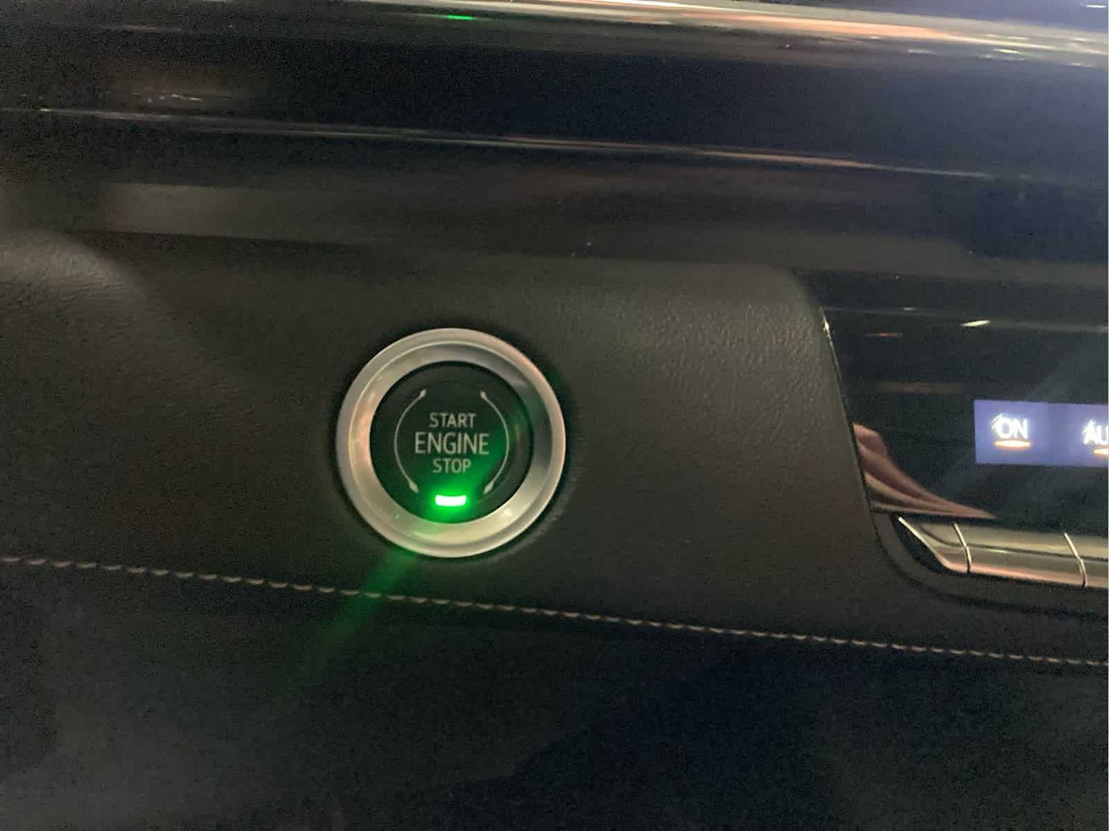 2022 Cadillac Escalade ESV Sport