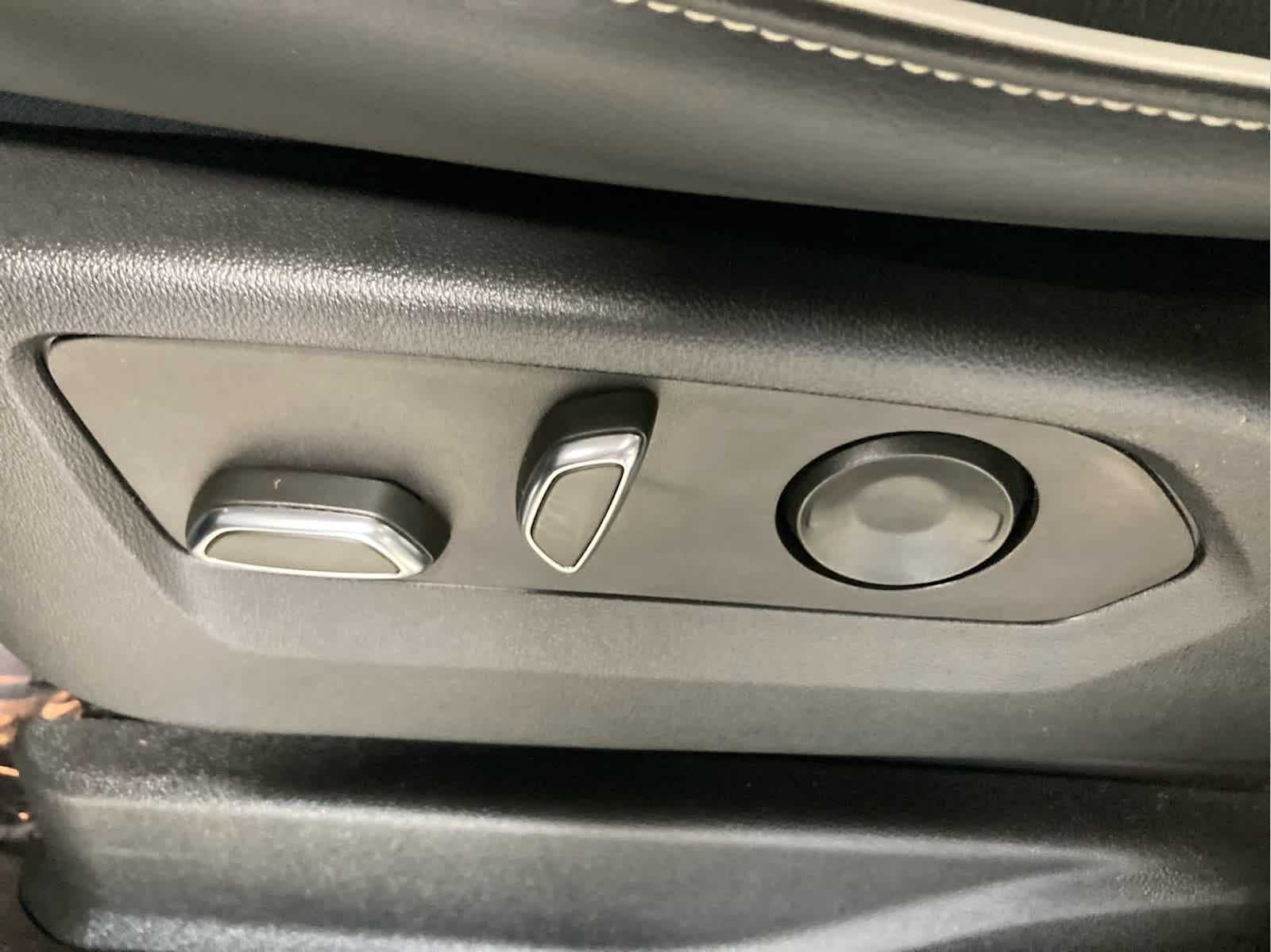 2022 Cadillac Escalade ESV Sport