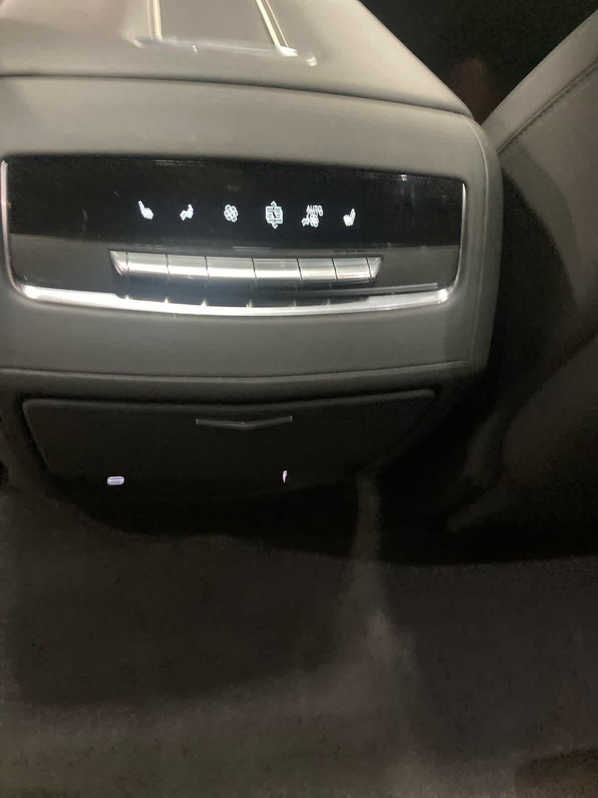 2022 Cadillac Escalade ESV Sport