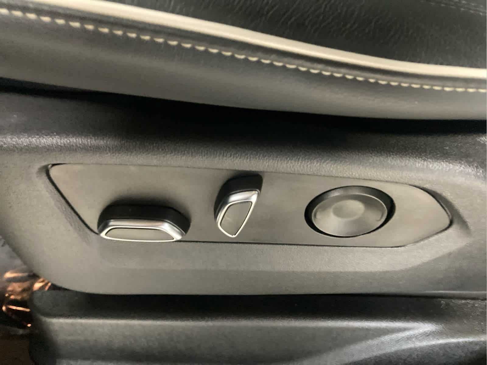 2022 Cadillac Escalade ESV Sport