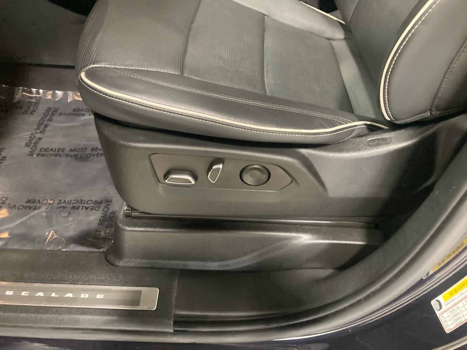 2022 Cadillac Escalade ESV Sport