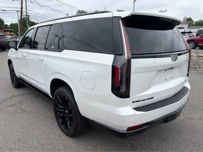 2022 Cadillac Escalade ESV Sport